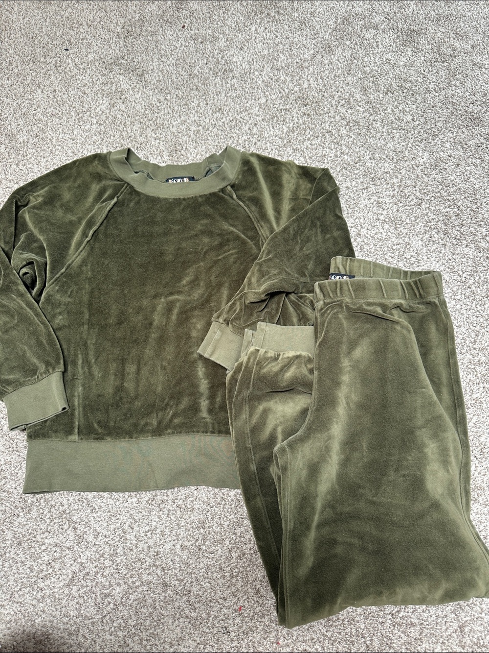 Suzi Kondi Olive Green Velour Set